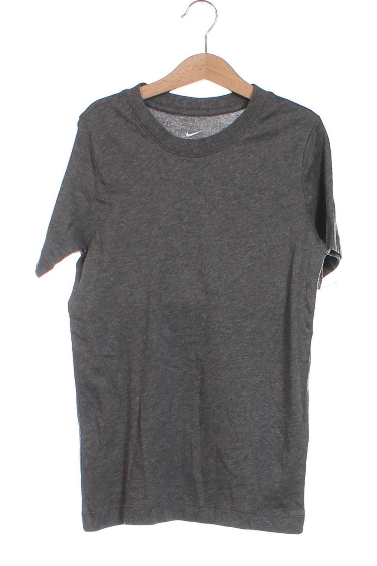 Παιδικό μπλουζάκι Nike, Μέγεθος 7-8y/ 128-134 εκ., Χρώμα Γκρί, Τιμή 16,78 €