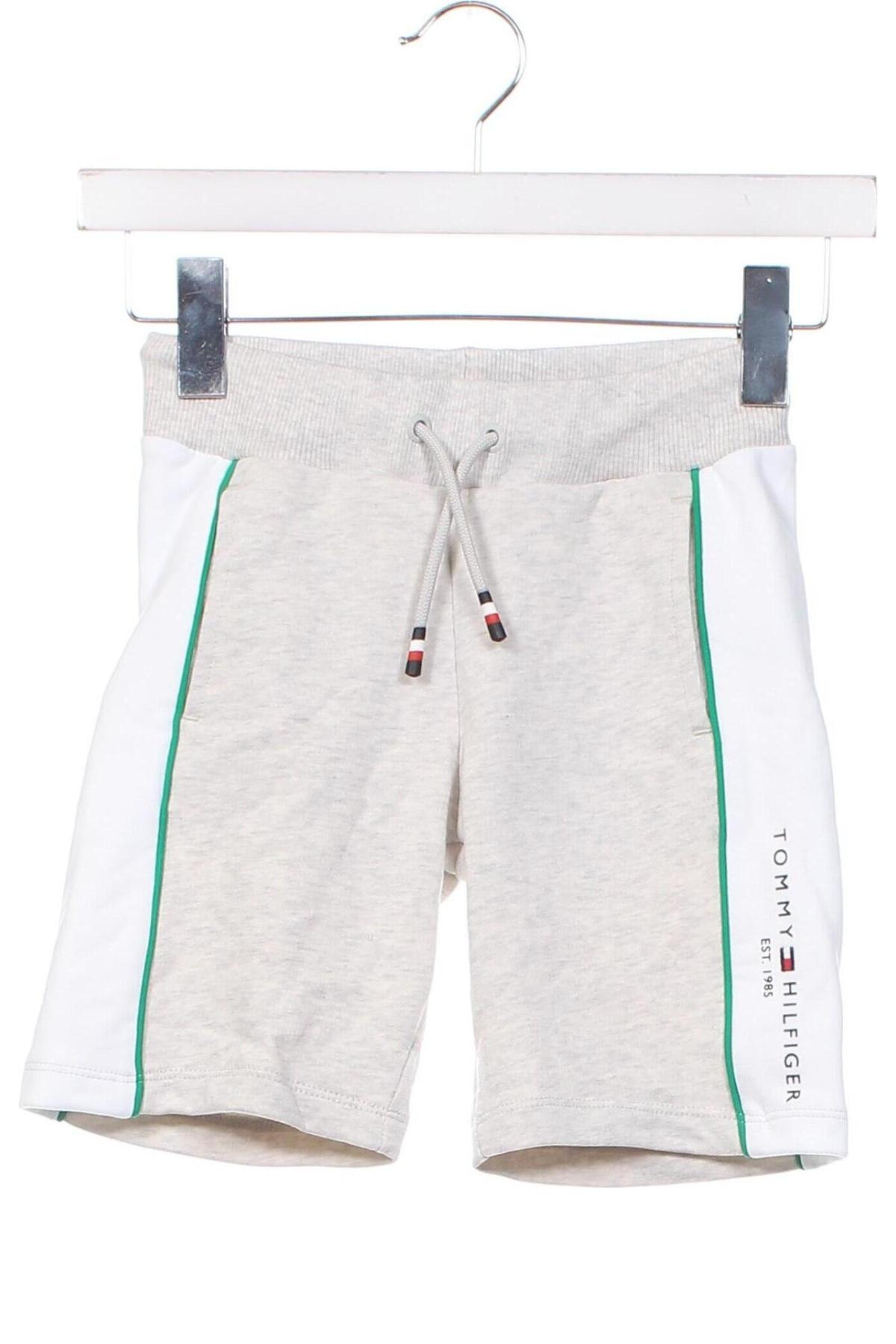 Детски къс панталон Tommy Hilfiger, Размер 4-5y/ 110-116 см, Цвят Многоцветен, Цена 96,00 лв.