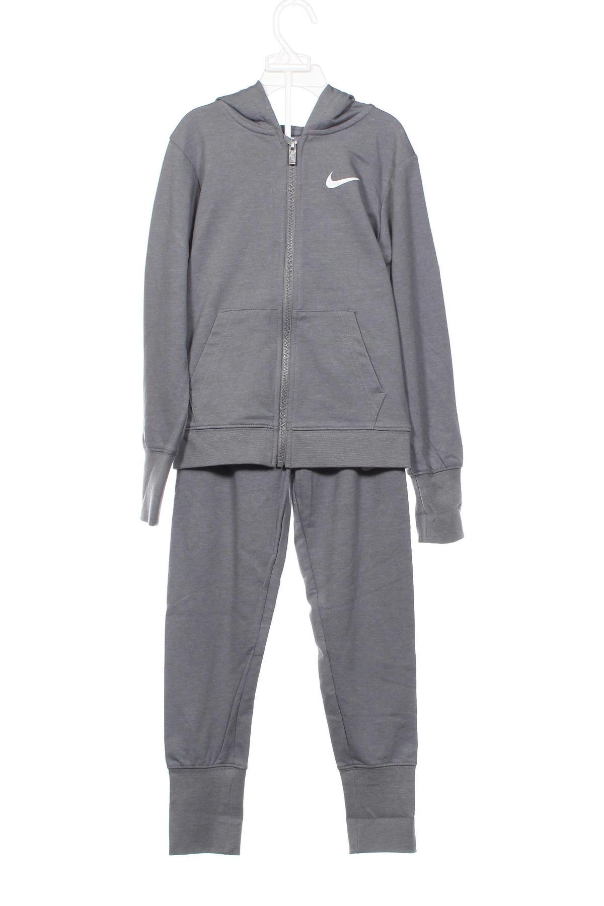 Detská športová súprava Nike, Veľkosť 4-5y/ 110-116 cm, Farba Sivá, Cena  51,03 €