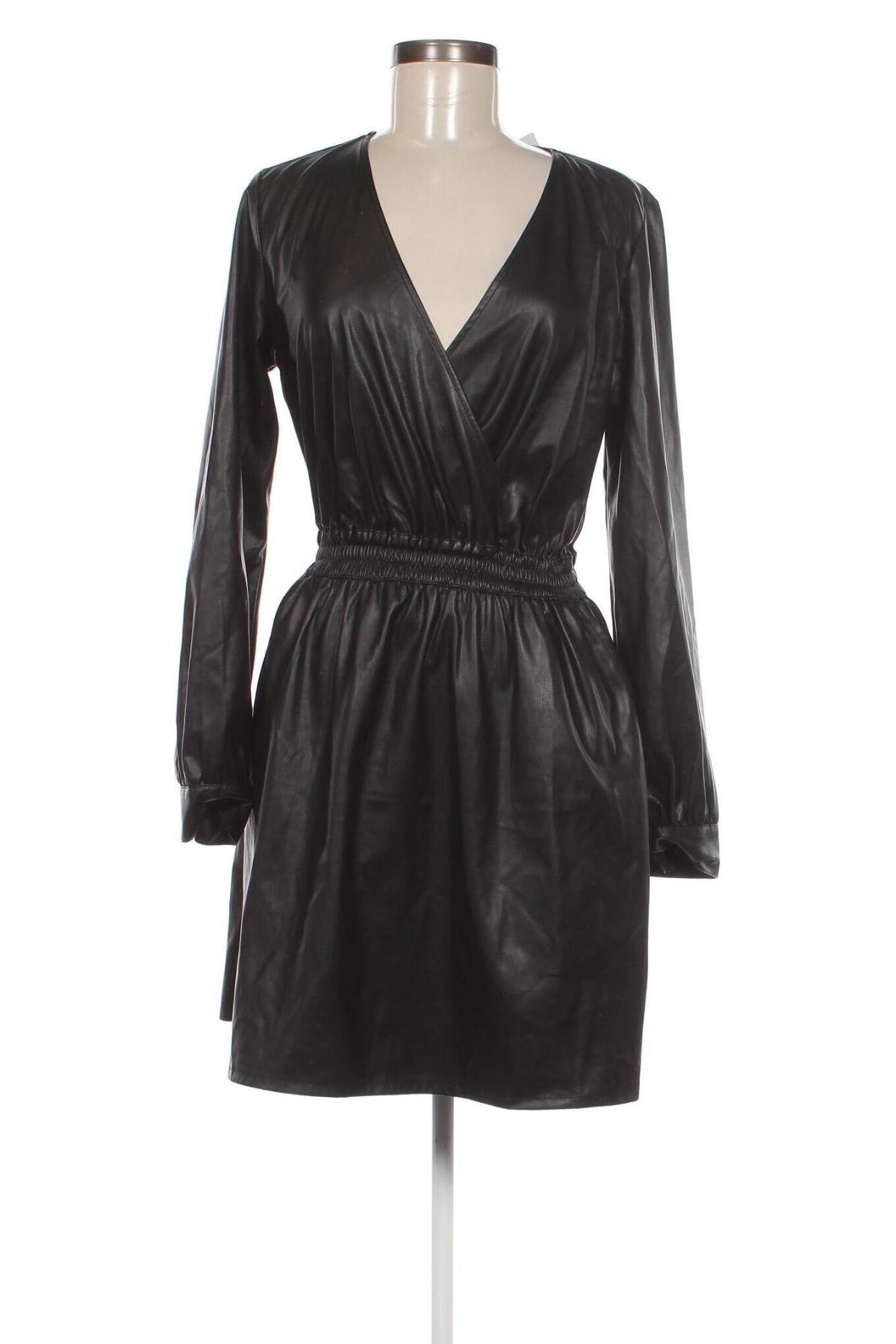 Δερμάτινο φόρεμα Reserved, Μέγεθος M, Χρώμα Μαύρο, Τιμή 6,97 €
