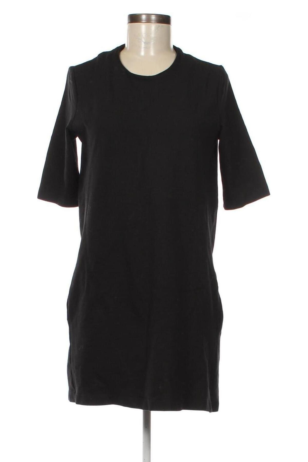 Rochie H&M, Mărime M, Culoare Negru, Preț 35,51 Lei