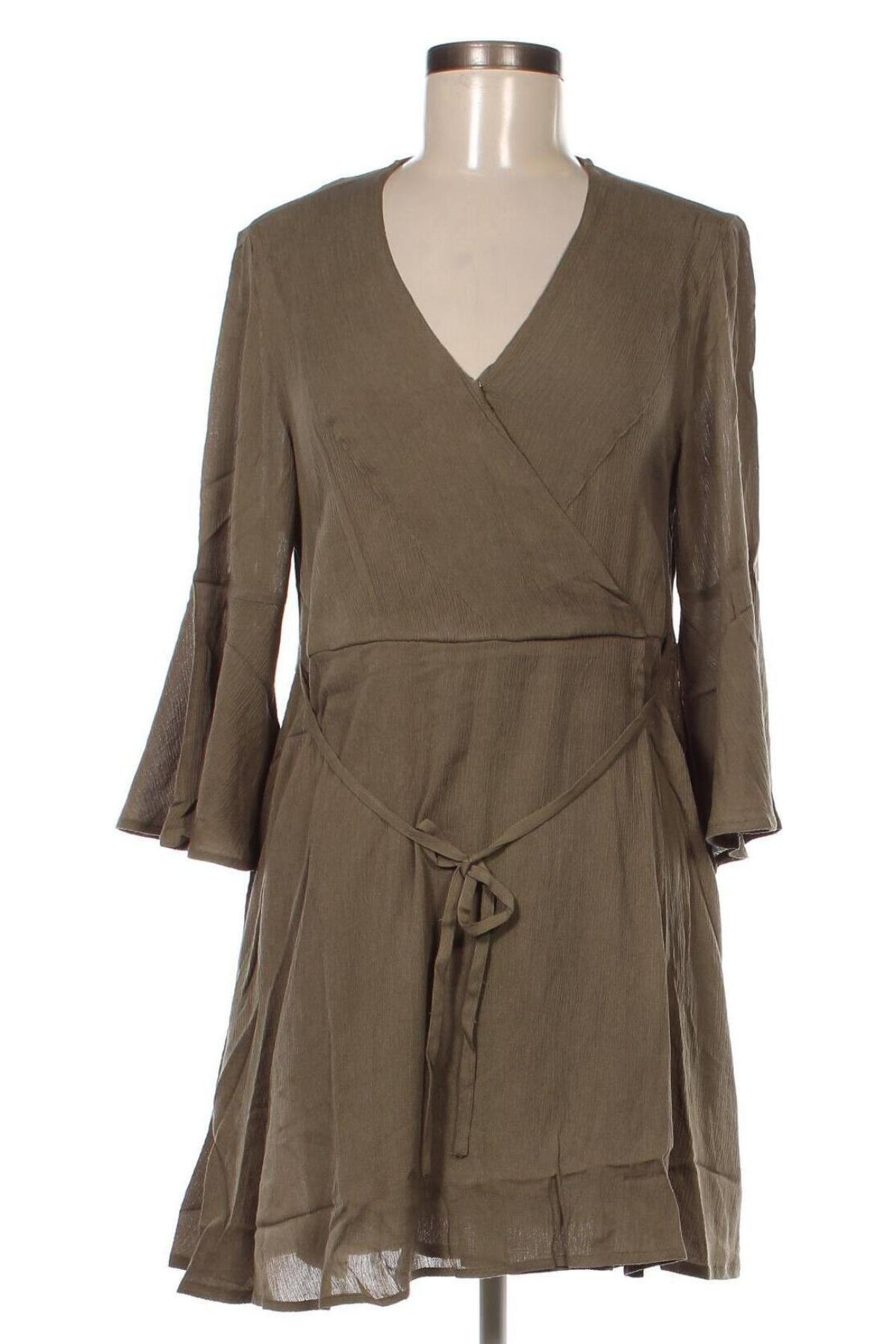 Kleid Lascana, Größe M, Farbe Grün, Preis 6,88 €