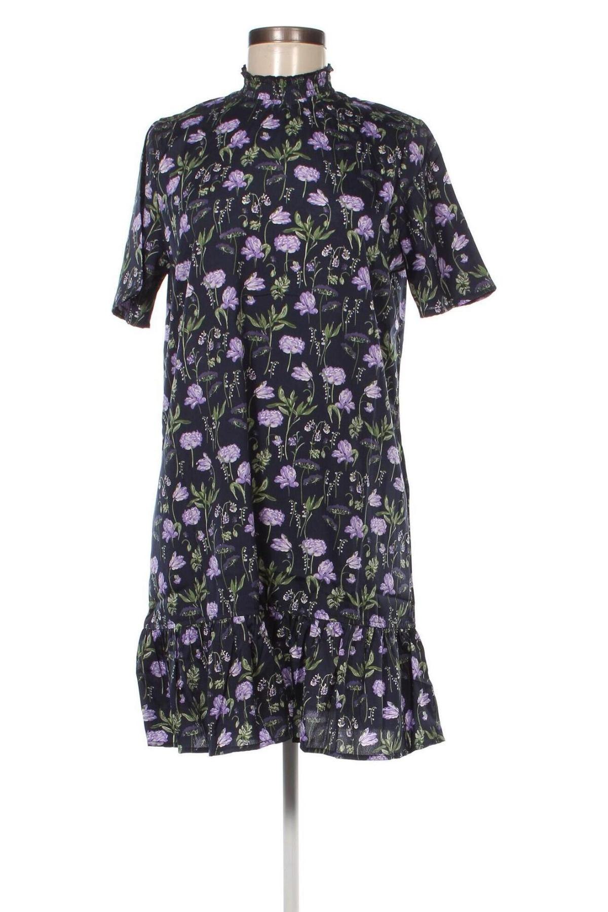Kleid NA-KD, Größe M, Farbe Mehrfarbig, Preis 11,13 €