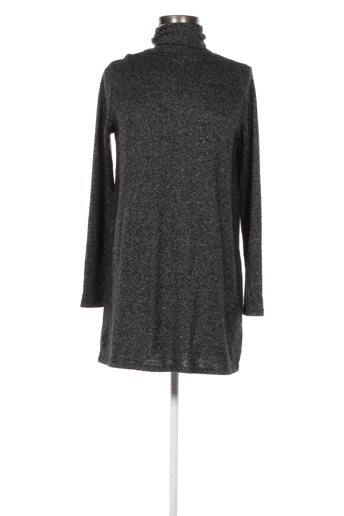 Kleid Stradivarius, Größe M, Farbe Grau, Preis 4,99 €