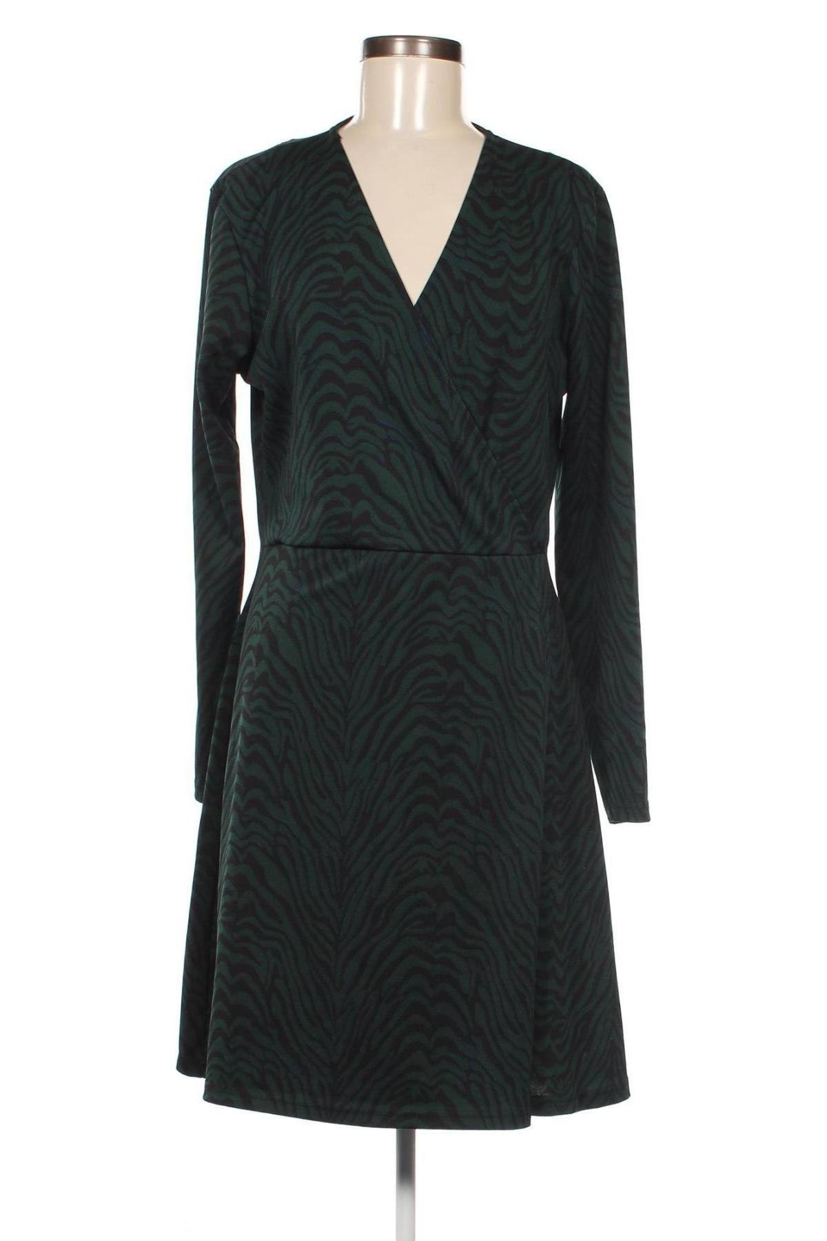 Φόρεμα Supertrash, Μέγεθος XL, Χρώμα Πολύχρωμο, Τιμή 37,03 €