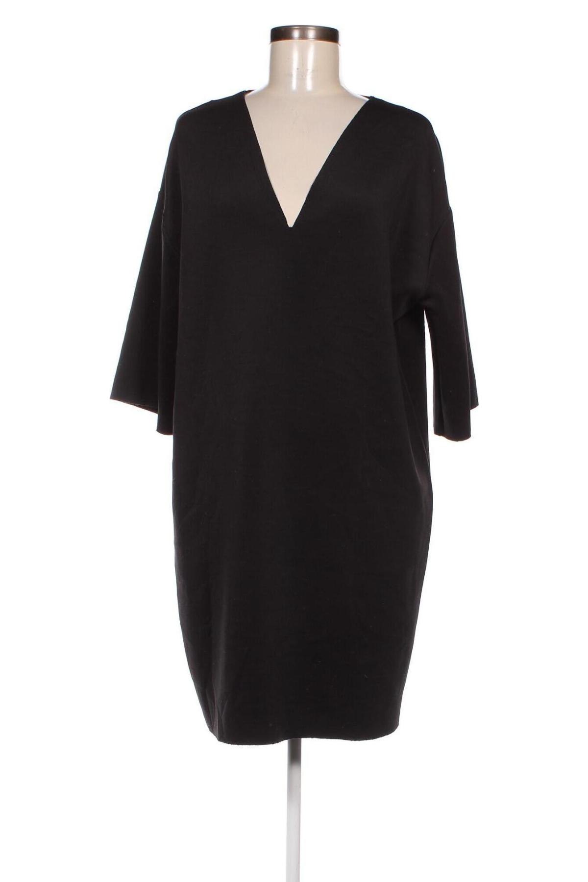 Kleid Zara Trafaluc, Größe M, Farbe Schwarz, Preis 6,35 €