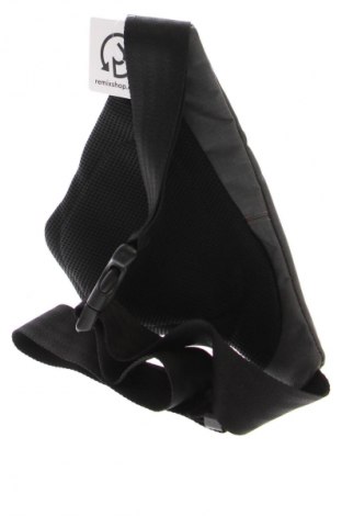 Kabelka  Crumpler, Barva Šedá, Cena  252,00 Kč