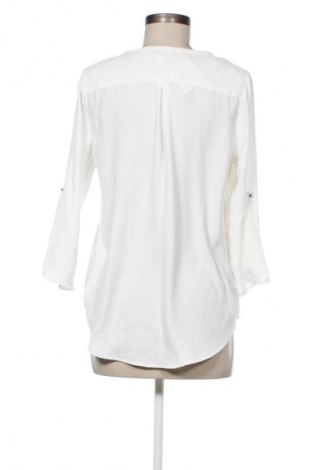 Damen Shirt Amisu, Größe M, Farbe Weiß, Preis 8,99 €