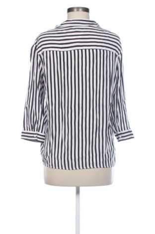 Damen Shirt Bershka, Größe S, Farbe Mehrfarbig, Preis 10,00 €