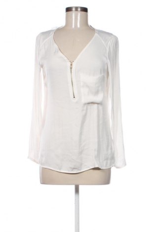 Bluză de femei Bershka, Mărime S, Culoare Ecru, Preț 64,99 Lei