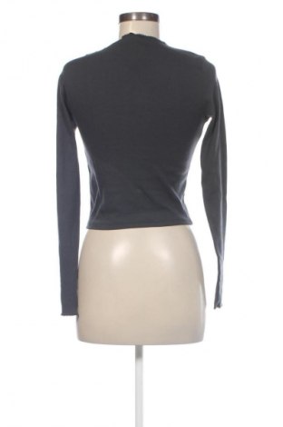Damen Shirt Bershka, Größe L, Farbe Grau, Preis 18,99 €