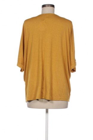 Дамска блуза NEW COLLECTION, Размер L, Цвят Жълт, Цена 26,87 лв.