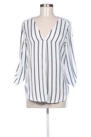 Damen Shirt Stradivarius, Größe L, Farbe Mehrfarbig, Preis € 9,72