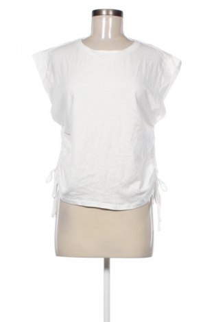 Γυναικεία μπλούζα Vero Moda, Μέγεθος M, Χρώμα Λευκό, Τιμή 28,62 €