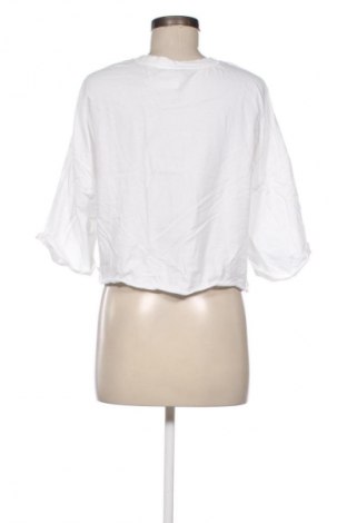 Női póló Bershka, Méret S, Szín Fehér, Ár 3 584 Ft