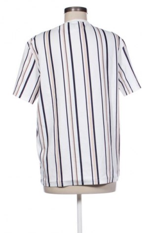 Γυναικείο t-shirt SHEIN, Μέγεθος M, Χρώμα Πολύχρωμο, Τιμή 10,99 €