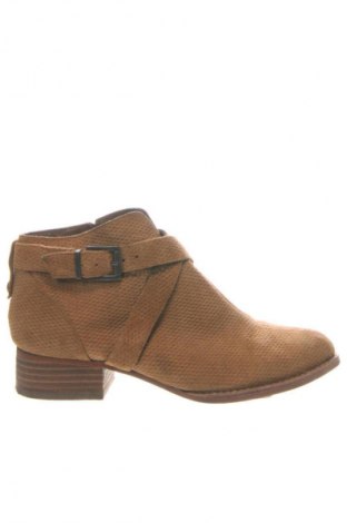 Női bokacsizma Vince Camuto, Méret 36, Szín Barna, Ár 8 819 Ft