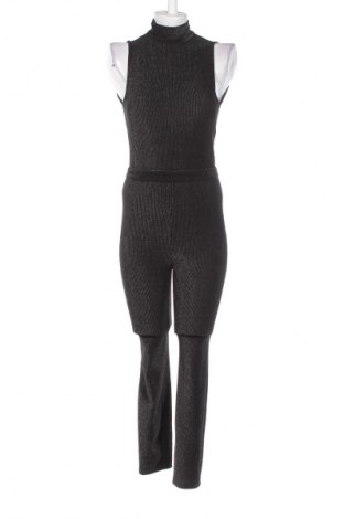 Langer Damen-Overall Bershka, Größe S, Farbe Mehrfarbig, Preis 15,99 €