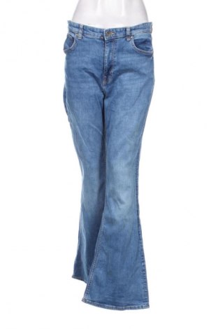 Női farmernadrág Bershka, Méret M, Szín Kék, Ár 12 449 Ft