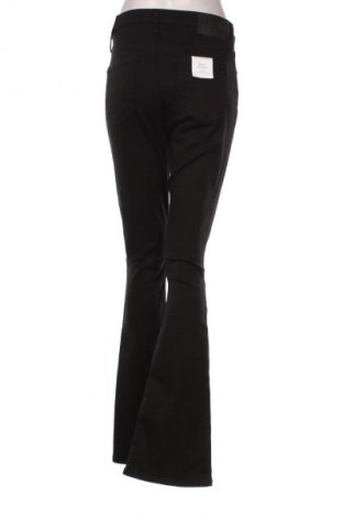 Női farmernadrág Calvin Klein Jeans, Méret M, Szín Fekete, Ár 37 879 Ft