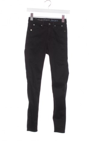 Női farmernadrág Calvin Klein Jeans, Méret XXS, Szín Fekete, Ár 14 393 Ft