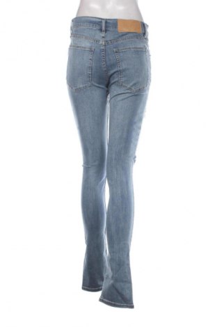 Дамски дънки Cheap Monday, Размер M, Цвят Син, Цена 41,99 лв.
