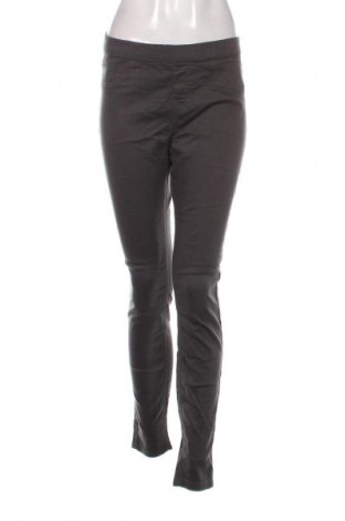 Damen Jeans Clockhouse, Größe L, Farbe Grau, Preis € 20,99