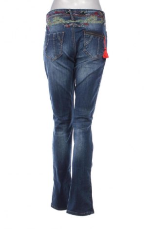 Дамски дънки Desigual, Размер XXL, Цвят Многоцветен, Цена 115,14 лв.