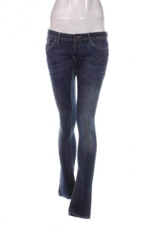 Дамски дънки Edc By Esprit, Размер M, Цвят Син, Цена 41,00 лв.