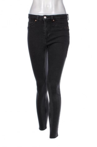 Damskie jeansy H&M Divided, Rozmiar M, Kolor Szary, Cena 68,00 zł