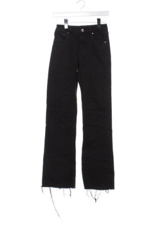 Damskie jeansy Mango, Rozmiar XS, Kolor Czarny, Cena 44,99 zł