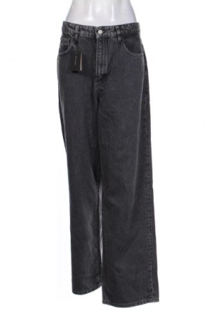 Дамски дънки Massimo Dutti, Размер M, Цвят Сив, Цена 171,88 лв.