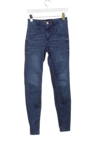 Női farmernadrág Mohito, Méret XS, Szín Kék, Ár 6 138 Ft