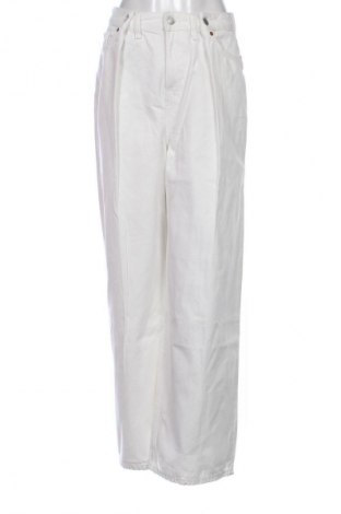 Damen Jeans Monki, Größe S, Farbe Weiß, Preis 54,99 €