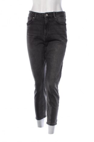 Damskie jeansy ONLY, Rozmiar L, Kolor Szary, Cena 172,99 zł
