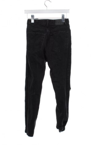 Blugi de femei Pull&Bear, Mărime XS, Culoare Negru, Preț 79,00 Lei
