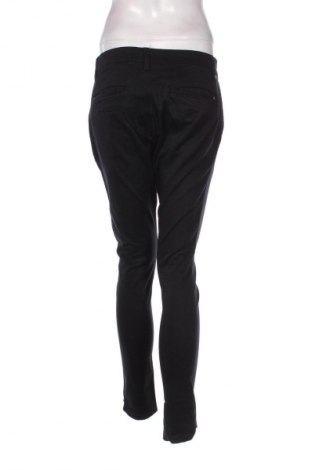 Damskie jeansy Pull&Bear, Rozmiar M, Kolor Czarny, Cena 32,99 zł