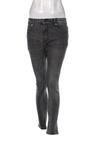 Női farmernadrág Pull&Bear, Méret M, Szín Fekete, Ár 10 461 Ft