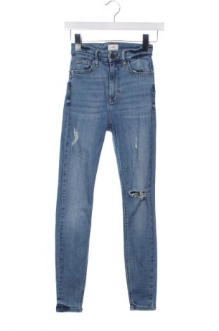 Γυναικείο Τζίν River Island, Μέγεθος XXS, Χρώμα Μπλέ, Τιμή 21,88 €