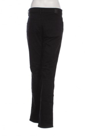 Damskie jeansy Rosner, Rozmiar M, Kolor Czarny, Cena 174,99 zł