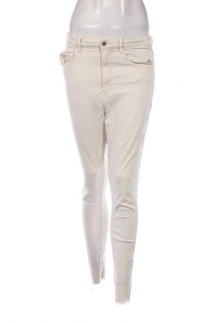 Női farmernadrág Stradivarius, Méret M, Szín Bézs, Ár 5 029 Ft