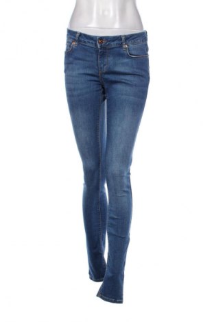Blugi de femei Vero Moda, Mărime M, Culoare Albastru, Preț 92,37 Lei