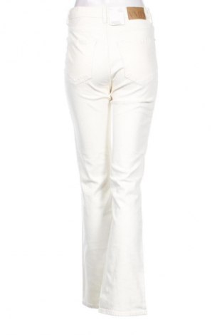 Blugi de femei Vero Moda, Mărime S, Culoare Ecru, Preț 235,99 Lei