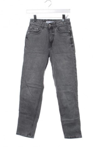 Dámske džínsy  Zara, Veľkosť XS, Farba Sivá, Cena  6,95 €
