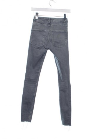 Damskie jeansy Zara, Rozmiar XS, Kolor Szary, Cena 63,62 zł