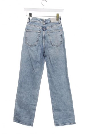 Дамски дънки Zara, Размер XXS, Цвят Син, Цена 26,87 лв.