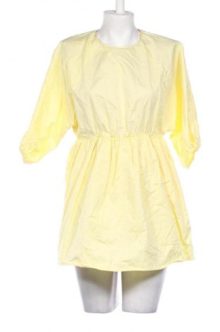 Salopetă scurtă de damă Zara, Mărime M, Culoare Galben, Preț 83,99 Lei