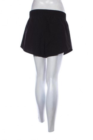 Dámske kraťasy  ASICS, Veľkosť L, Farba Čierna, Cena  16,95 €