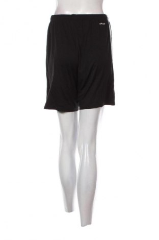 Pantaloni scurți de femei Adidas, Mărime M, Culoare Negru, Preț 98,99 Lei