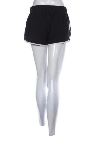 Damen Shorts Adidas, Größe M, Farbe Mehrfarbig, Preis 20,99 €